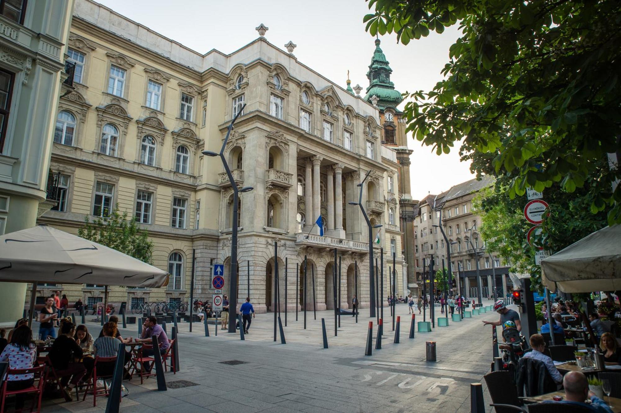 Gold Pearl Apartment 2 Rooms At St Stephen' S Basilica Budapest Bagian luar foto